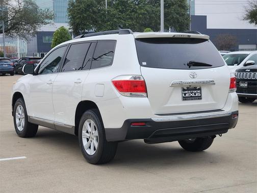2011 Toyota Highlander SE