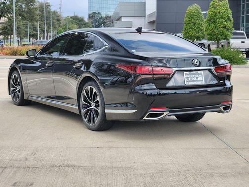 2022 Lexus LS 500 Base