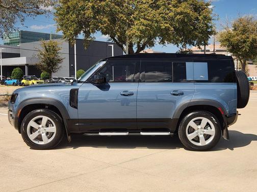 2023 Land Rover Defender 110 X-Dynamic SE