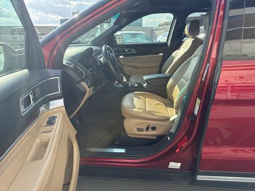 Red 2017 Ford Explorer Limited