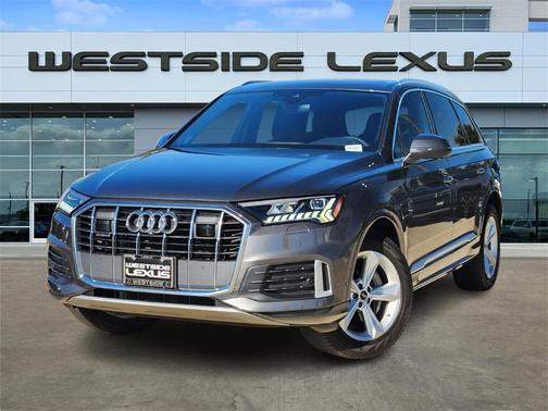 2023 Audi Q7 45 Premium Plus