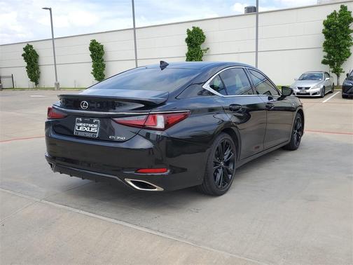 2024 Lexus ES 350 F SPORT Handling
