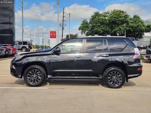Black 2023 Lexus GX 460 Premium