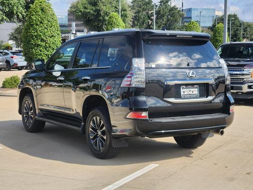 Black 2023 Lexus GX 460 Premium