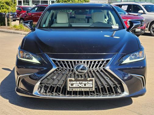 2022 Lexus ES 250 Base
