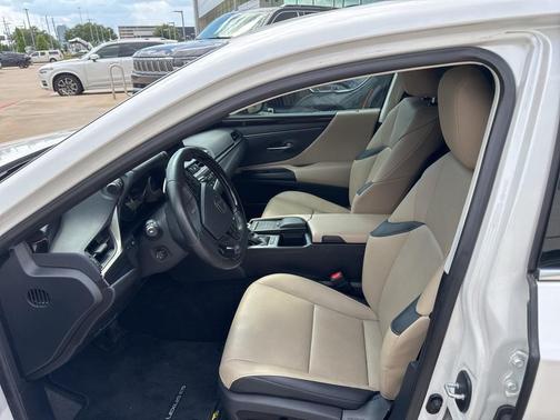 2021 Lexus ES 350 Base