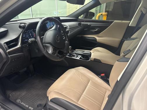 2020 Lexus ES 350 Ultra Luxury