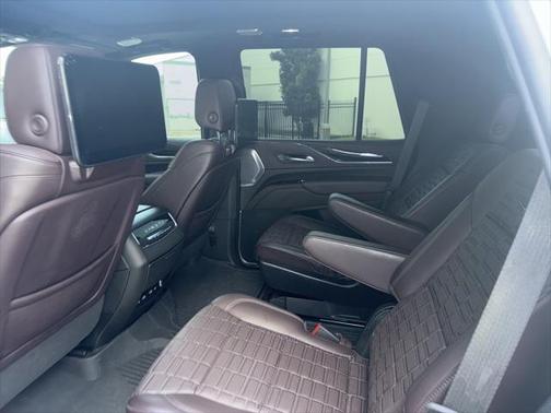 2023 Cadillac Escalade Sport Platinum