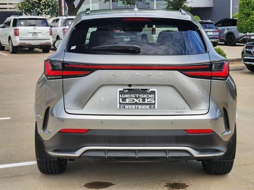 Atomic Silver 2022 Lexus NX 350 F SPORT Handling