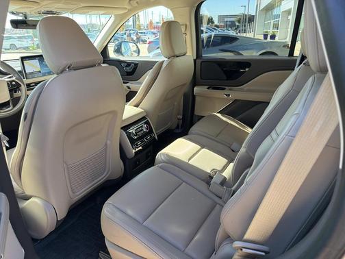 2021 Lincoln Aviator Standard