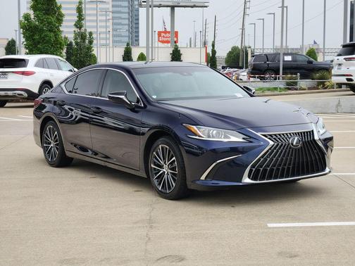Mica 2025 Lexus ES 350 Base