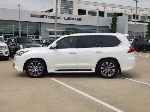 White 2016 Lexus LX 570 Base