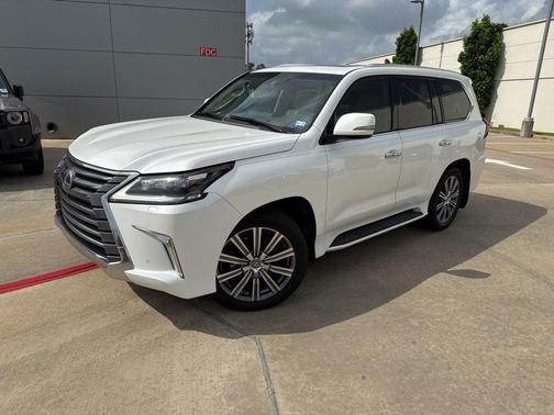 White 2016 Lexus LX 570 Base