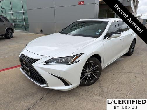 2024 Lexus ES 250 Base