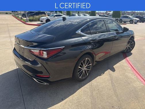 Black 2022 Lexus ES 350 Base