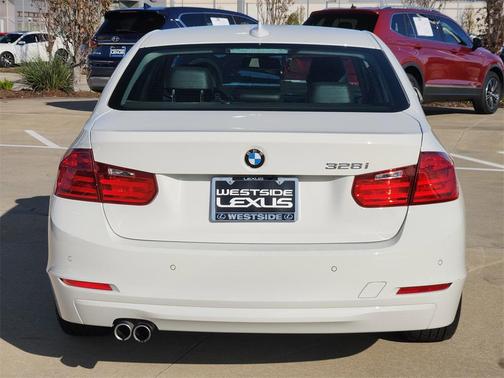 2015 BMW 328 328i