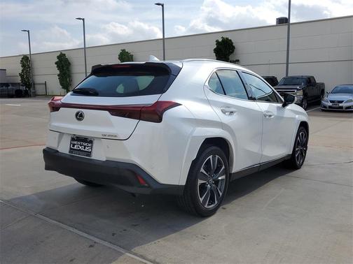 2024 Lexus UX 250h Premium