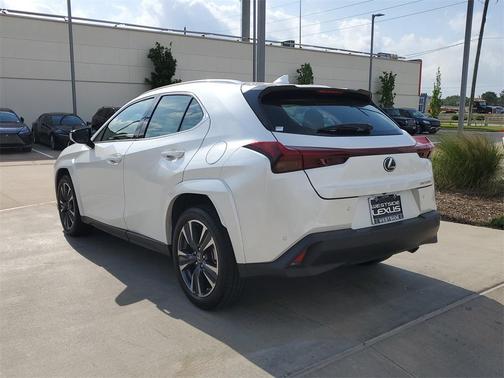 2024 Lexus UX 250h Premium