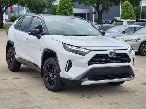 2024 Toyota RAV4 Hybrid XSE