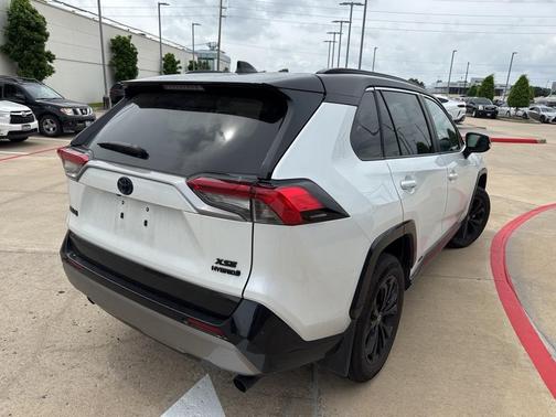 2024 Toyota RAV4 Hybrid XSE