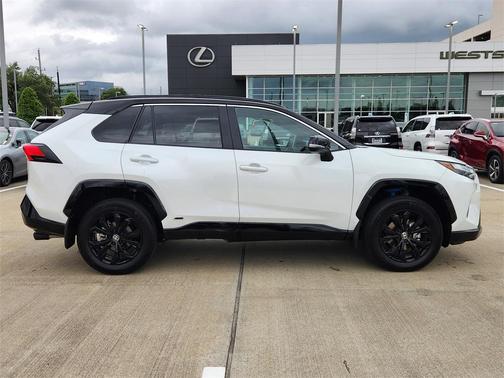 2024 Toyota RAV4 Hybrid XSE