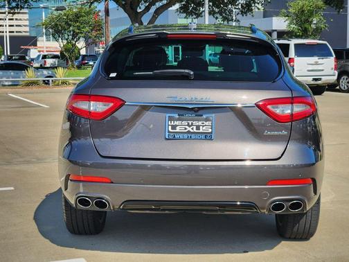2017 Maserati Levante Base
