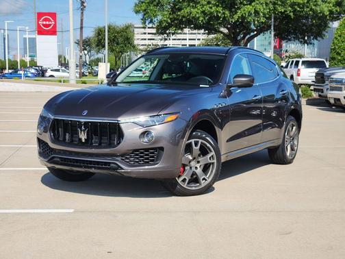 2017 Maserati Levante Base