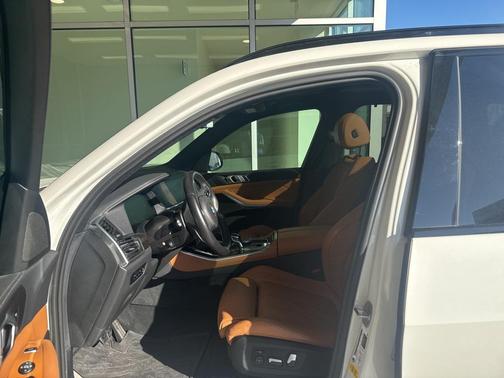 2023 BMW X5 sDrive40i