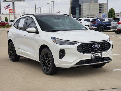 2025 Ford Escape ST-Line Elite