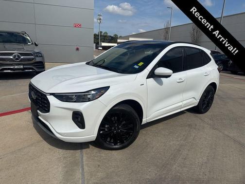 2025 Ford Escape ST-Line Elite