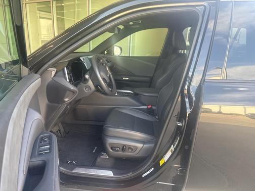 2025 Lexus TX 350 Premium