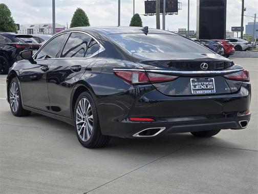 2022 Lexus ES 350 Base