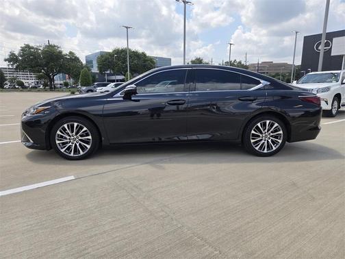 2022 Lexus ES 350 Base