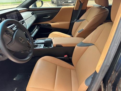 2022 Lexus ES 350 Base