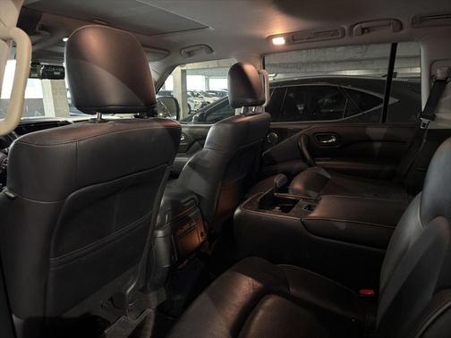 White 2020 INFINITI QX80 Luxe