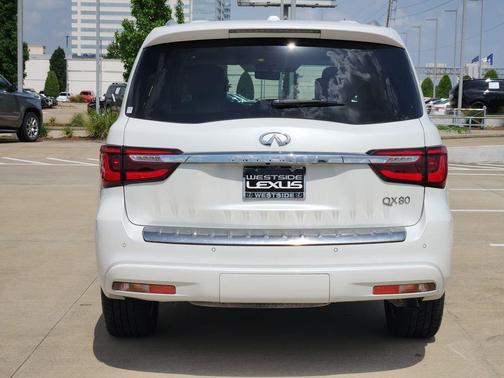 Moonstone 2018 INFINITI QX80 Base