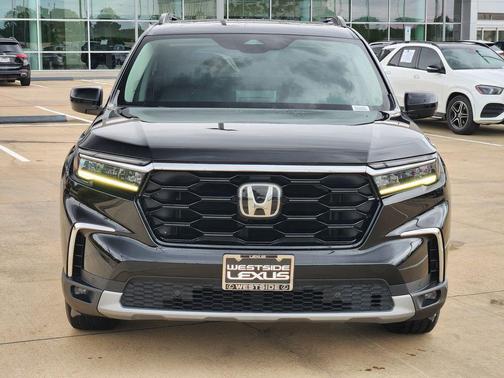 2024 Honda Pilot Touring 8-Passenger