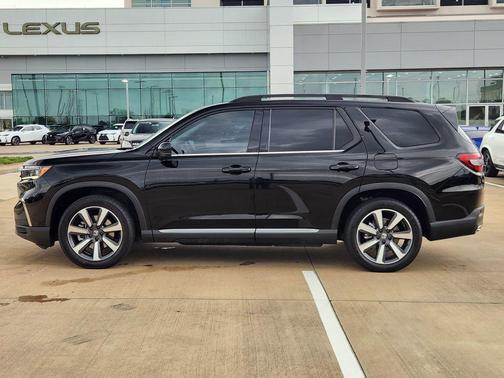 2024 Honda Pilot Touring 8-Passenger