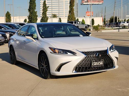 2023 Lexus ES 350 Base