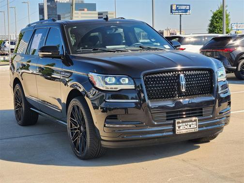 2023 Lincoln Navigator Reserve