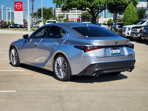 Iridium 2023 Lexus IS 300 Base