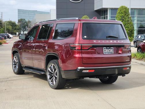 2022 Jeep Wagoneer Series II 4x2
