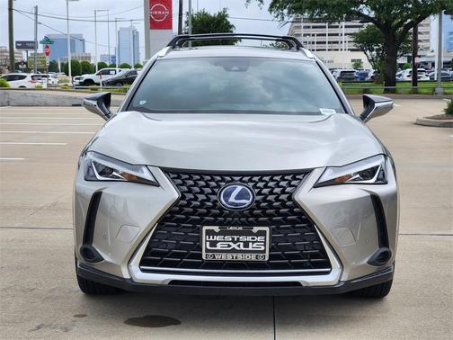 2022 Lexus UX 250h Base