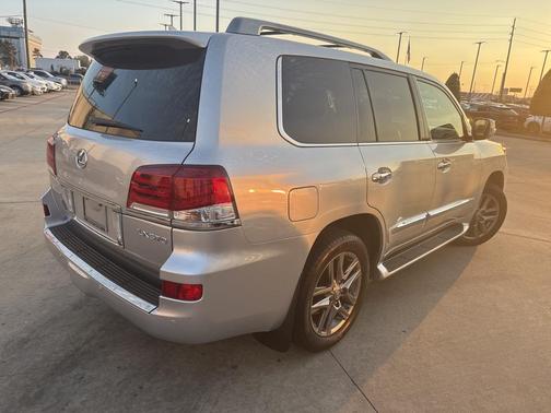 2014 Lexus LX 570 Base