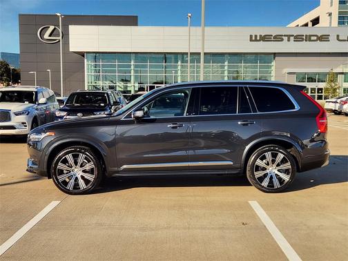 2022 Volvo XC90 T6 Inscription