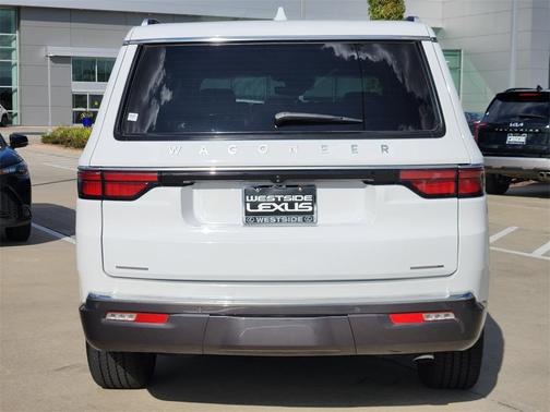 2022 Jeep Wagoneer Series II 4x4