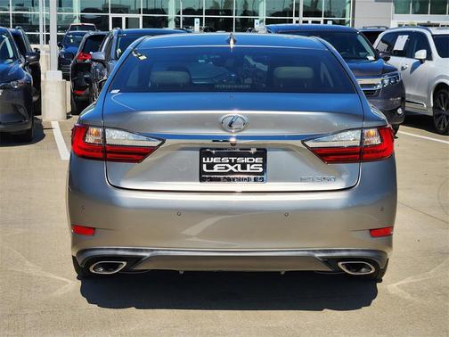 2016 Lexus ES 350 Base