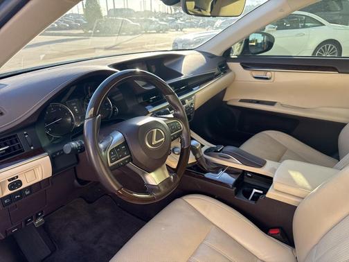 2016 Lexus ES 350 Base