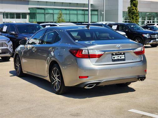 2016 Lexus ES 350 Base