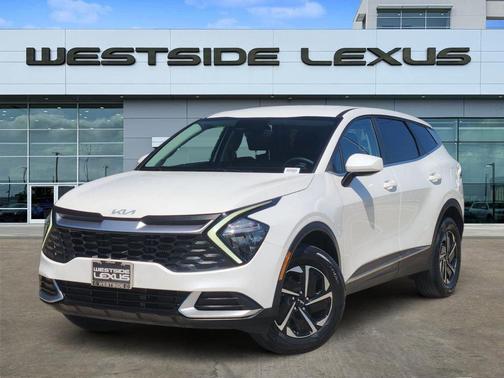 White 2023 Kia Sportage Hybrid LX